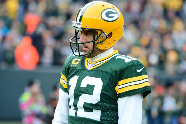 “Aaron Rodgers Stages an Impressive Comeback – The Impact on Jets NFL Playoff”